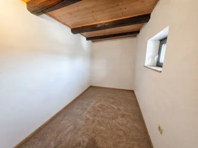 3-Zimmer-Wohnung kaufen in Hollabrunn – 80 m², € 69.000 – Bild 13 von 18
