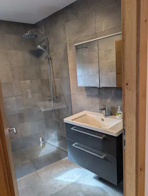 3-Zimmer-Wohnung mieten in Innsbruck-Land – 107,6 m², € 3.061 – Bild 6 von 8