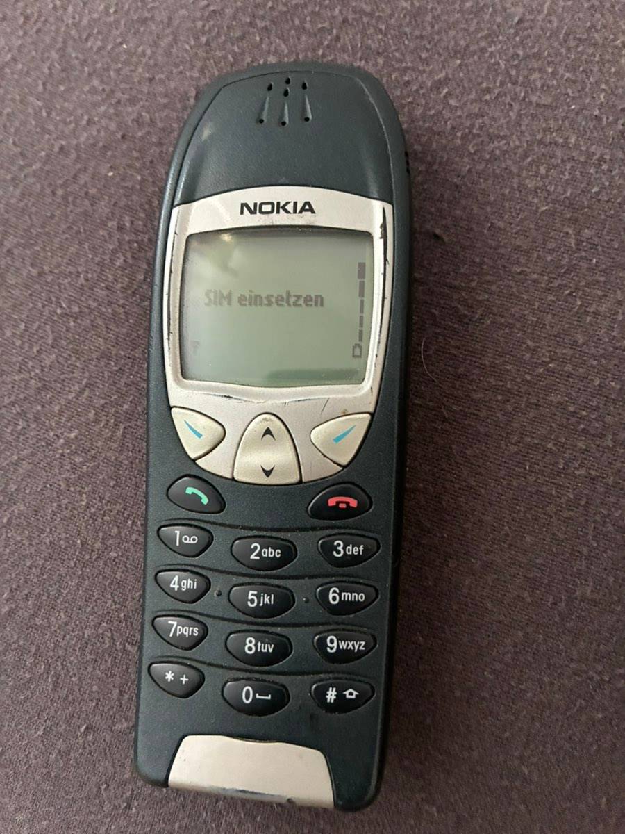 Nokia 6210