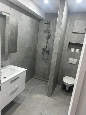12-Zimmer-Gewerbeimmobilie kaufen in Linz Land – 400 m², € 624.000 – Bild 18 von 20