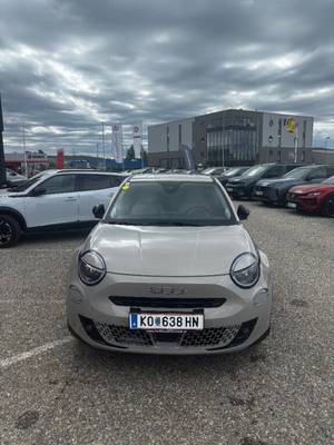 Fiat 600 Hybrid mHEV 145 6-Gang eDCT La Prima