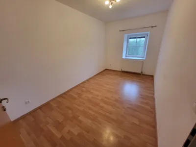 6-Zimmer-Wohnung mieten in Linz Land – 85 m², € 800 – Bild 6 von 11