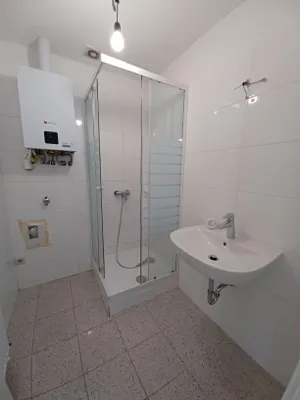 1-Zimmer-Wohnung mieten in Wiener Neustadt – 33 m², € 531 – Bild 3 von 7