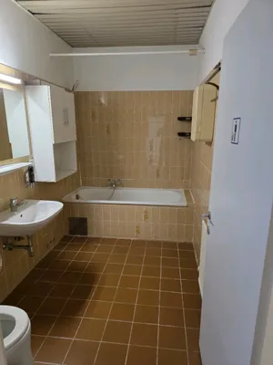 2-Zimmer-Wohnung mit Patio in Innenhoflage - 1070 Wien, Kaiserstraße – Bild 3