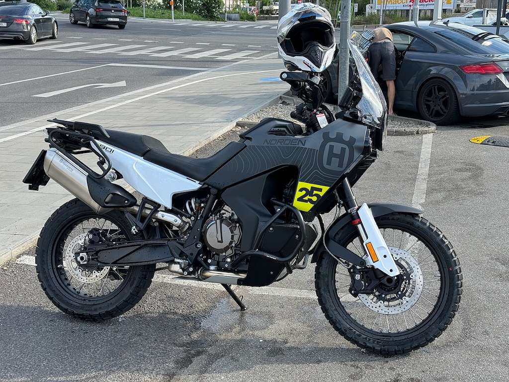 Husqvarna Norden Tourer