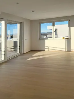 3-Zimmer-Wohnung mieten in Wels-Land – 76 m², € 1.396 – Bild 2 von 8