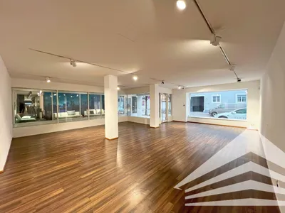 Gewerbeimmobilie mieten in Linz – 300 m², € 3.490