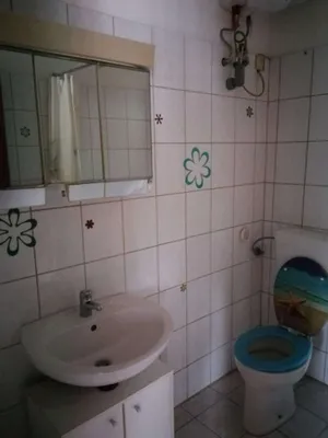 1-Zimmer-Wohnung mieten in Hartberg-Fürstenfeld – 30 m², € 360 – Bild 2 von 5