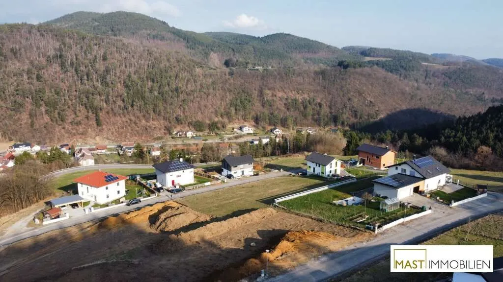1.764 m² großes Grundstück für Ihr Neues Zuhause in Siedlungslage - Weiten Bezirk Melk. - Pohľad 2