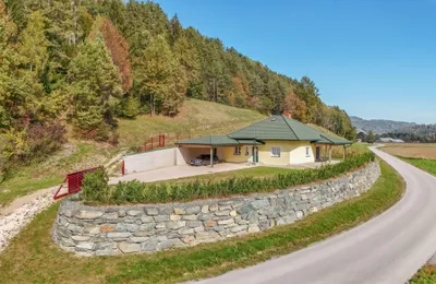 Haus zum Kauf in 9131 Klagenfurt Land
