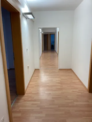 7-Zimmer-Gewerbeimmobilie mieten in Oberpullendorf – 246 m², € 1.721 – Bild 4 von 16