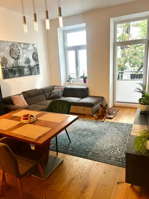 Helle 3-Zimmer-Wohnung am Yppenplatz, provisionfrei & möbliert