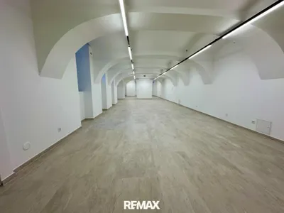 Gewerbeimmobilie mieten in Wien – 250 m², € 4.000 – Bild 7 von 13