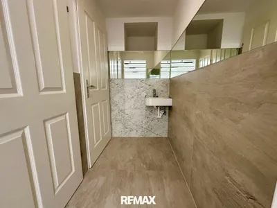 Gewerbeimmobilie mieten in Wien – 250 m², € 4.000 – Bild 12 von 13