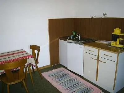 1-Zimmer-Wohnung mieten in Klagenfurt – 20 m², € 470 – Bild 1 von 4