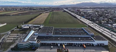 Gewerbeimmobilie mieten in Wien – 22 040 m² – Bild 1 von 12