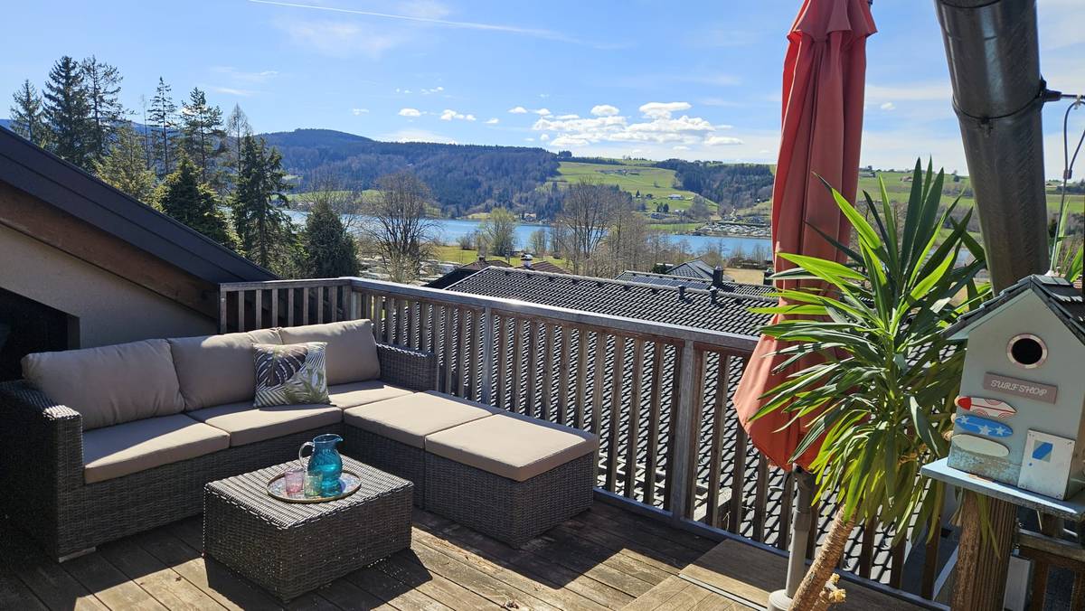 Provisionsfreie Seeblick-Penthouse-Maisonette am Irrsee, 5 Zimmer, 2 Terrassen, 2 Carports, Salzburg-nah - Ansicht 3