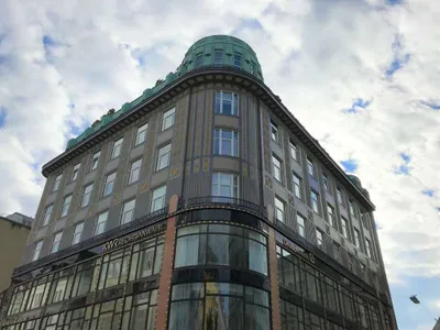 Gewerbeimmobilie mieten in Wien – 638 m², € 24