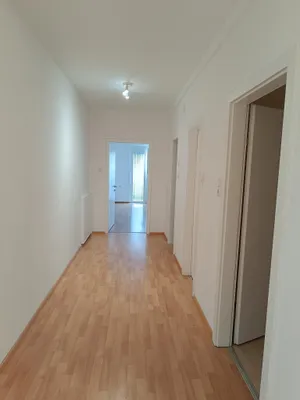 3-Zimmer-Wohnung mieten in Linz – 101 m², € 1.380 – Bild 2 von 15
