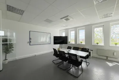 3-Zimmer-Gewerbeimmobilie mieten in Graz – 202 m², € 2.519 – Bild 4 von 6