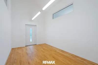 7-Zimmer-Gewerbeimmobilie kaufen in Perg – 248 m², € 629.000 – Bild 2 von 14