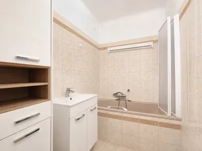 2-Zimmer-Wohnung kaufen in Wien – 63 m², € 230.000 – Bild 7 von 8