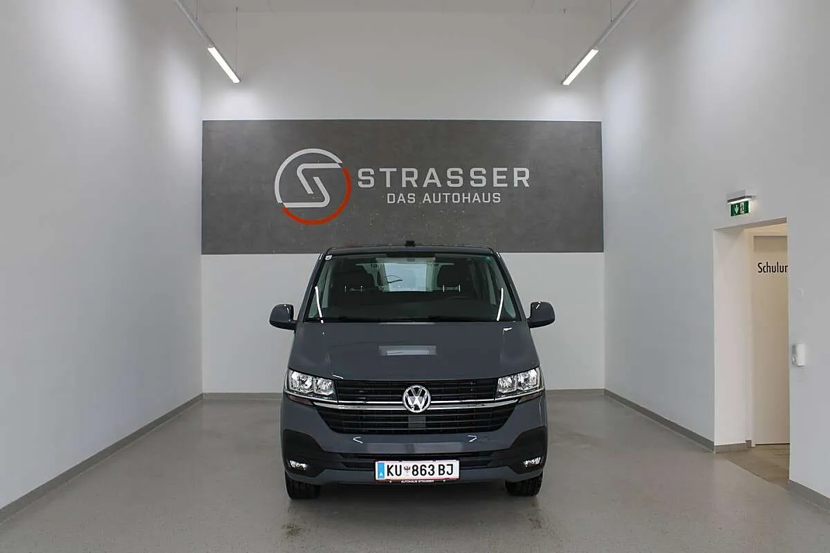 Volkswagen Transporter T6 2023 photo 2
