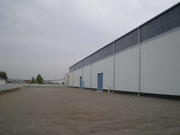 Lagerhalle an der A5 zu kaufen, 4240 m², € 1.276.000 ...