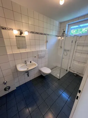4-Zimmer-Wohnung mieten in Innsbruck – 106 m², € 2.101 – Bild 5 von 12