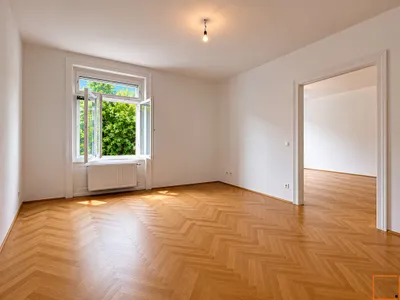 Zentral begehbare 4 Zimmer Altbauwohnung - Erstbezug nach Sanierung im Alsergrund – Bild 2