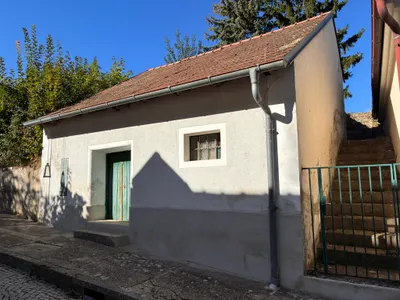 Immobilie kaufen in Hollabrunn – 900 m², € 88.700 – Bild 1 von 5