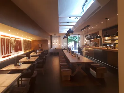 Gewerbeimmobilie mieten in Linz Land – 600 m², € 3.000 – Bild 2 von 9