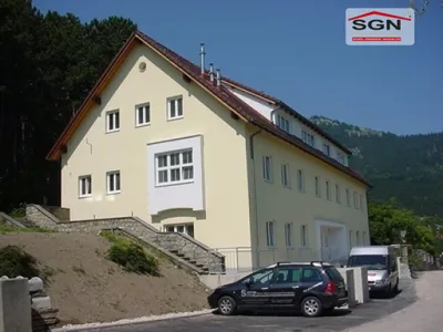 2-Zimmer-Wohnung mieten in Neunkirchen – 54,86 m², € 522 – Bild 2 von 12