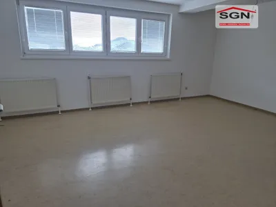 2-Zimmer-Wohnung mieten in Neunkirchen – 54,86 m², € 522 – Bild 8 von 12