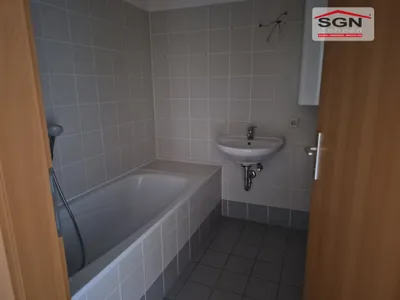 2-Zimmer-Wohnung mieten in Neunkirchen – 54,86 m², € 522 – Bild 10 von 12