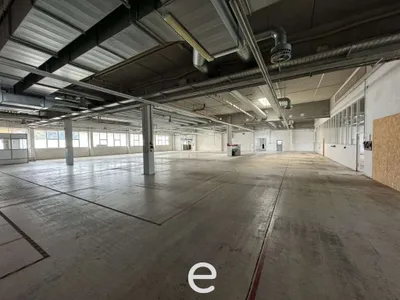 Gewerbeimmobilie mieten in Vöcklabruck – 3 295 m² – Bild 13 von 15