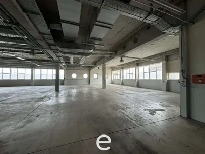 Gewerbeimmobilie mieten in Vöcklabruck – 3 295 m² – Bild 7 von 15