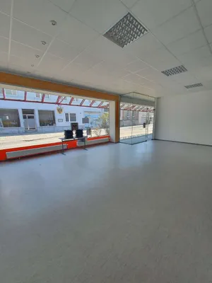 Gewerbeimmobilie mieten in Neunkirchen – 236 m², € 1.211 – Bild 7 von 10