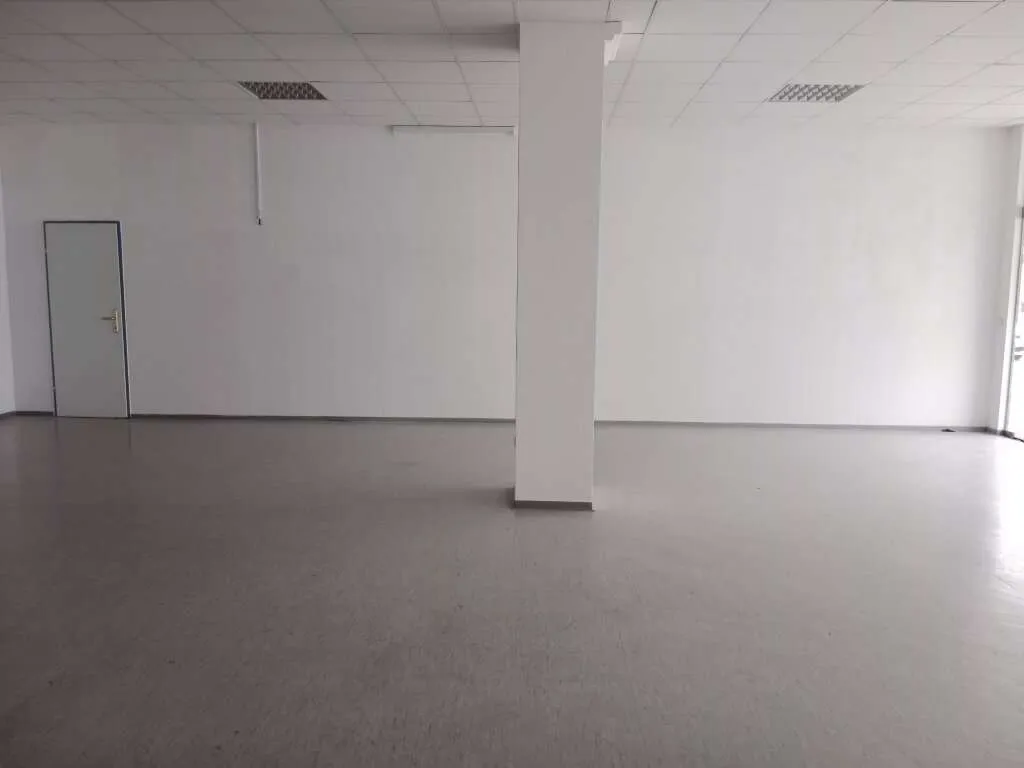 Geschäftslokal mit "Starthilfe" in Neunkirchen zu vermieten! – pohled 2