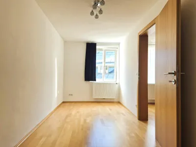 2-Zimmer-Wohnung mieten in Linz – 53 m², € 568 – Bild 3 von 8