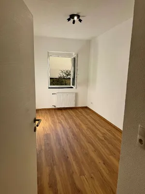 2-Zimmer-Wohnung mieten in Innsbruck – 37 m², € 1.100 – Bild 4 von 8
