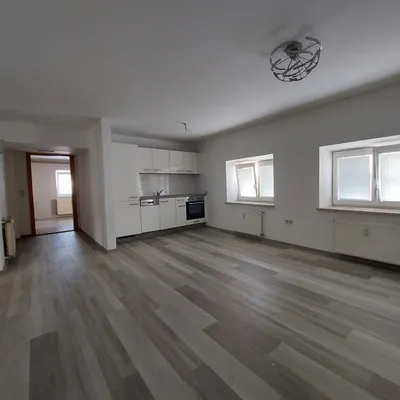 2-Zimmer-Wohnung mieten in Kirchdorf an der Krems – 57 m², € 750 – Bild 1 von 5