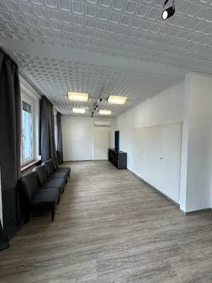 3-Zimmer-Gewerbeimmobilie mieten in Wiener Neustadt Land – 120 m², € 864 – Bild 4 von 7