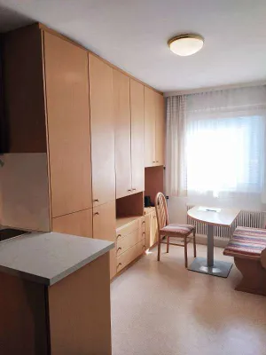 1-Zimmer Wohnung für Pendler / Studenten mit POOL in Grünlage NEUSTIFT am WALDE 1190 Wien
