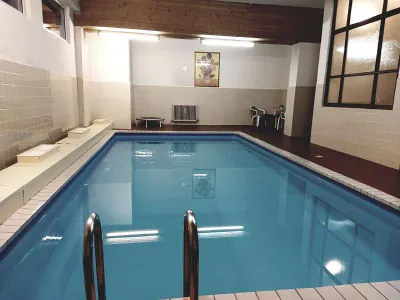 1-Zimmer Wohnung für Pendler / Studenten mit POOL in Grünlage NEUSTIFT am WALDE 1190 Wien – Bild 2