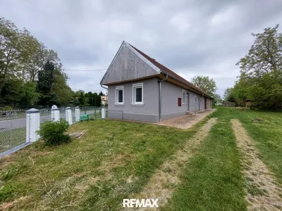 3-Zimmer-Haus kaufen in Jennersdorf – 85 m², € 150.000
