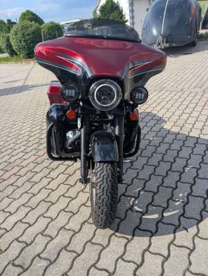 Harley-Davidson FLHTC Electra Glide BAGGER UMBAU