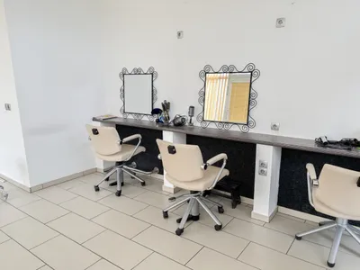 Gewerbeimmobilie kaufen in Baden – 60 m², € 73.000 – Bild 2 von 6