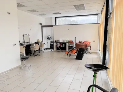 Gewerbeimmobilie kaufen in Baden – 60 m², € 73.000 – Bild 4 von 6