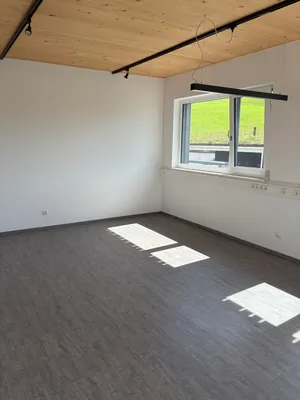 1-Zimmer-Gewerbeimmobilie mieten in Innsbruck-Land – 22 m², € 500 – Bild 5 von 5